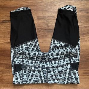 Women’s Athleta Capris   